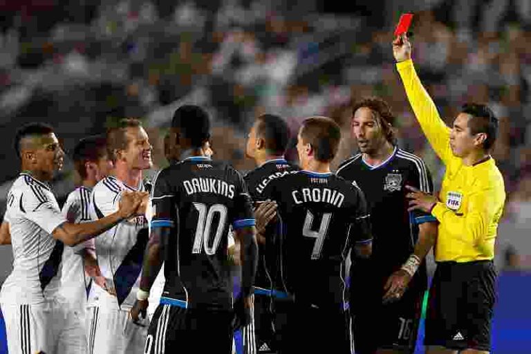 What Does A Red Card Mean In Soccer Pro Soccer Authority