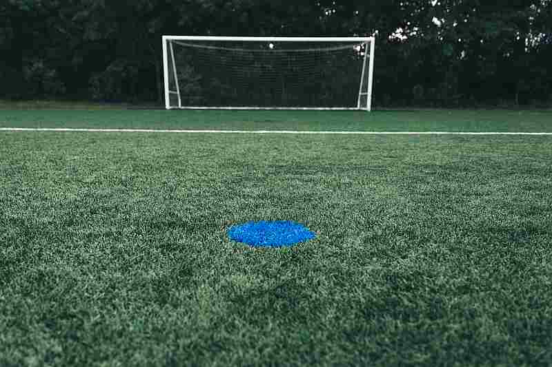 how far is penalty kick